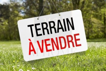 EXCLUSIVITE ! Terre-Sainte - Terrain à vendre à Chavannes-des-Bois